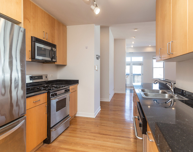 845 W Altgeld Street - Photo Thumbnail 13