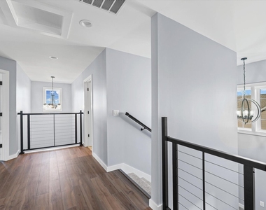 1306 Roberto Road - Photo Thumbnail 18