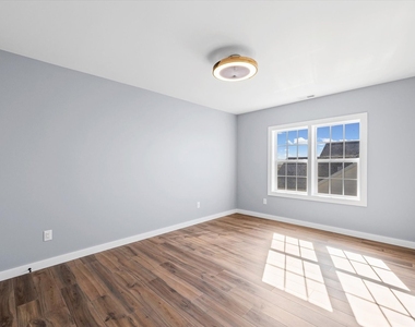 1306 Roberto Road - Photo Thumbnail 31