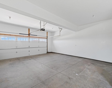 1306 Roberto Road - Photo Thumbnail 40