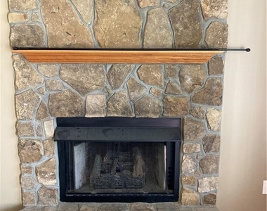 6110 Lakeside Court - Photo Thumbnail 13