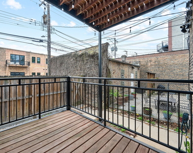 825 N Winchester Avenue - Photo Thumbnail 5