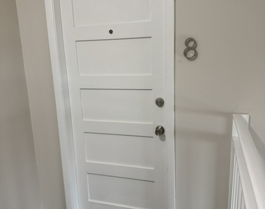 2121 Saint Johns Avenue - Photo Thumbnail 11
