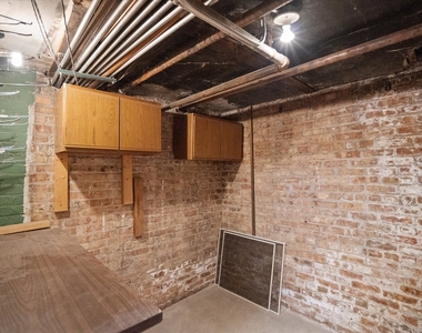 733 W Bittersweet Place - Photo Thumbnail 14