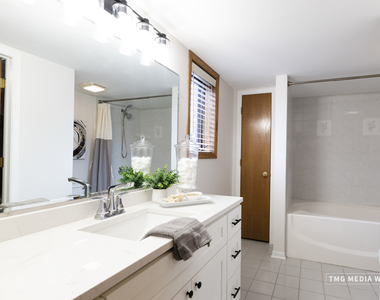 616 E 5th Avenue - Photo Thumbnail 18
