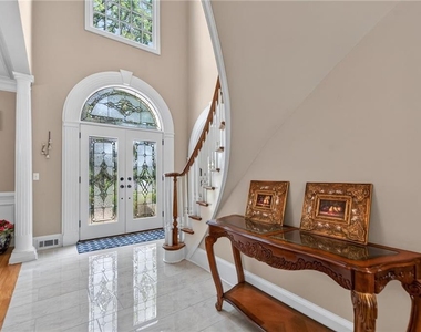 7705 Little Aston Way - Photo Thumbnail 15