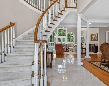 7705 Little Aston Way - Photo Thumbnail 7