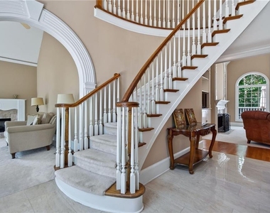 7705 Little Aston Way - Photo Thumbnail 8