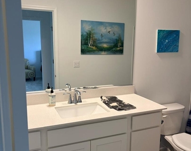 103 Ellis Road - Photo Thumbnail 6
