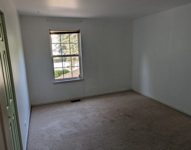 843 E Princeton Circle - Photo Thumbnail 26