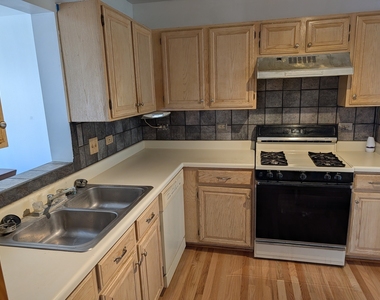 843 E Princeton Circle - Photo Thumbnail 6