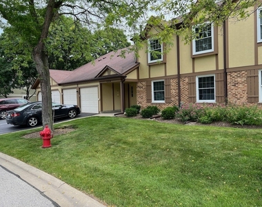 1047 Auburn Lane - Photo Thumbnail 1