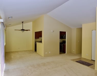 1047 Auburn Lane - Photo Thumbnail 8