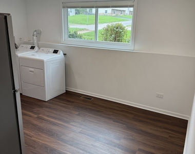 551 N Washington Avenue - Photo Thumbnail 9