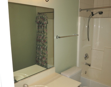 2039 Tamahawk Lane - Photo Thumbnail 15