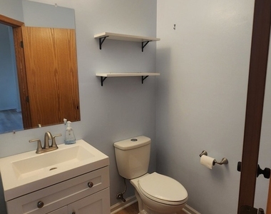 1523 Schumacher Drive W - Photo Thumbnail 13