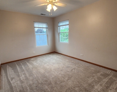 1523 Schumacher Drive W - Photo Thumbnail 11