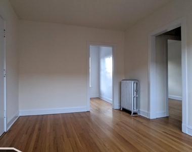 2651 N Spaulding Avenue - Photo Thumbnail 2