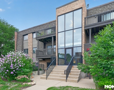 1420 Stonebridge Circle - Photo Thumbnail 4