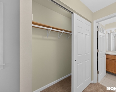 1420 Stonebridge Circle - Photo Thumbnail 22