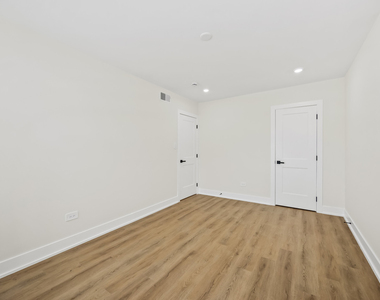 10205 Dearlove Road - Photo Thumbnail 10