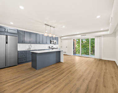 10205 Dearlove Road - Photo Thumbnail 3