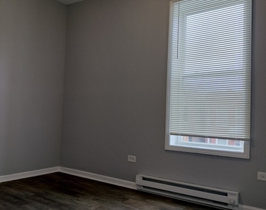 6601 S Green Street - Photo Thumbnail 4