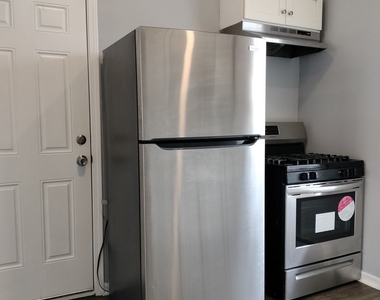 6601 S Green Street - Photo Thumbnail 9