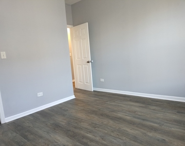 6601 S Green Street - Photo Thumbnail 17