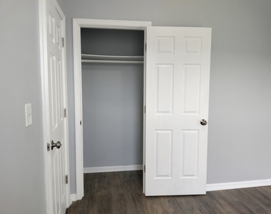 6601 S Green Street - Photo Thumbnail 26