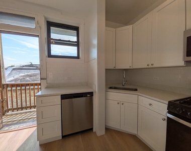 2640 N Milwaukee Avenue - Photo Thumbnail 12