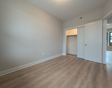 2640 N Milwaukee Avenue - Photo Thumbnail 16