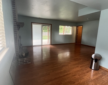 965 Amberwood Place - Photo Thumbnail 30