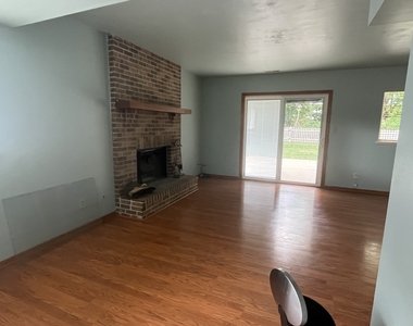 965 Amberwood Place - Photo Thumbnail 31