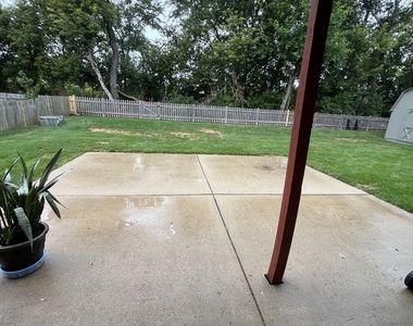 965 Amberwood Place - Photo Thumbnail 35