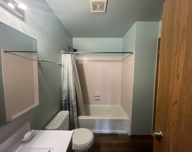 965 Amberwood Place - Photo Thumbnail 11