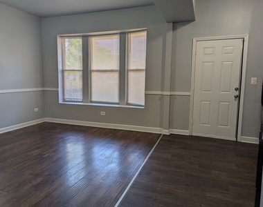 6401 S Saint Lawrence Avenue - Photo Thumbnail 7