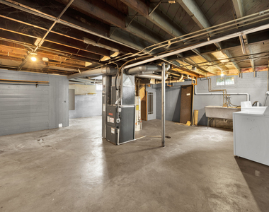 1009 Prairie Street - Photo Thumbnail 7