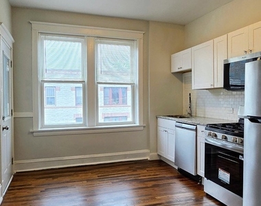 901 N Leavitt Street - Photo Thumbnail 1