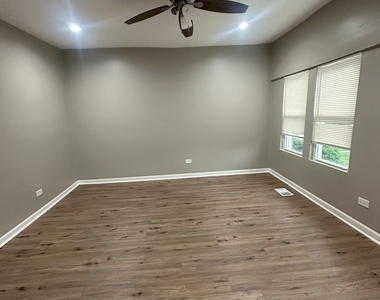 1201 W 110th Place - Photo Thumbnail 11
