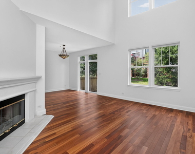 207 Tanglewood Drive - Photo Thumbnail 1