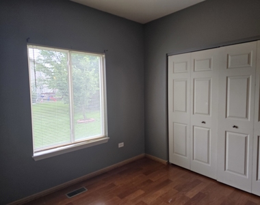 402 Waubonsee Drive - Photo Thumbnail 11