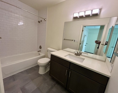1849 Green Bay Road - Photo Thumbnail 14