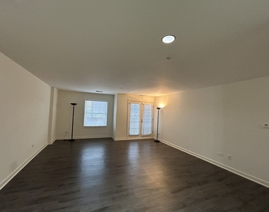 1849 Green Bay Road - Photo Thumbnail 3