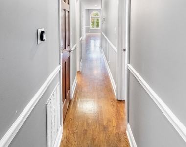 1437 E 65th Place - Photo Thumbnail 12