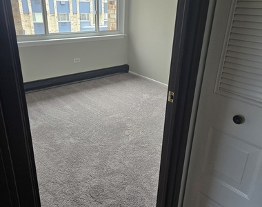 8655 1/2 W Foster Avenue - Photo Thumbnail 10
