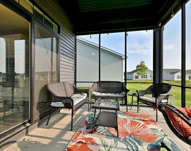 311 Dennis Lane - Photo Thumbnail 24