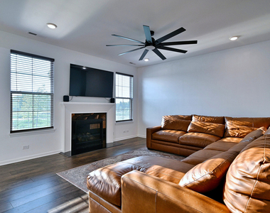 311 Dennis Lane - Photo Thumbnail 5