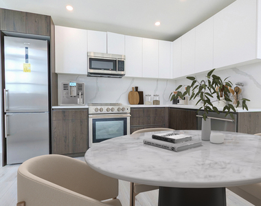 388 Vernon Avenue - Photo Thumbnail 9