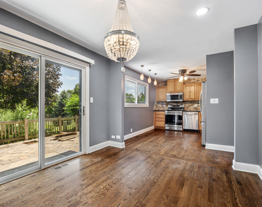 713 Acadia Court - Photo Thumbnail 10